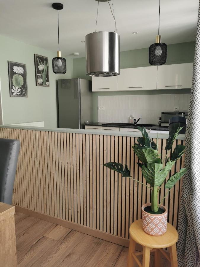 Maisondeville_Le_Cent_Un Angoulême Extérieur photo
