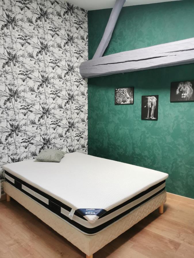 Maisondeville_Le_Cent_Un Angoulême Extérieur photo