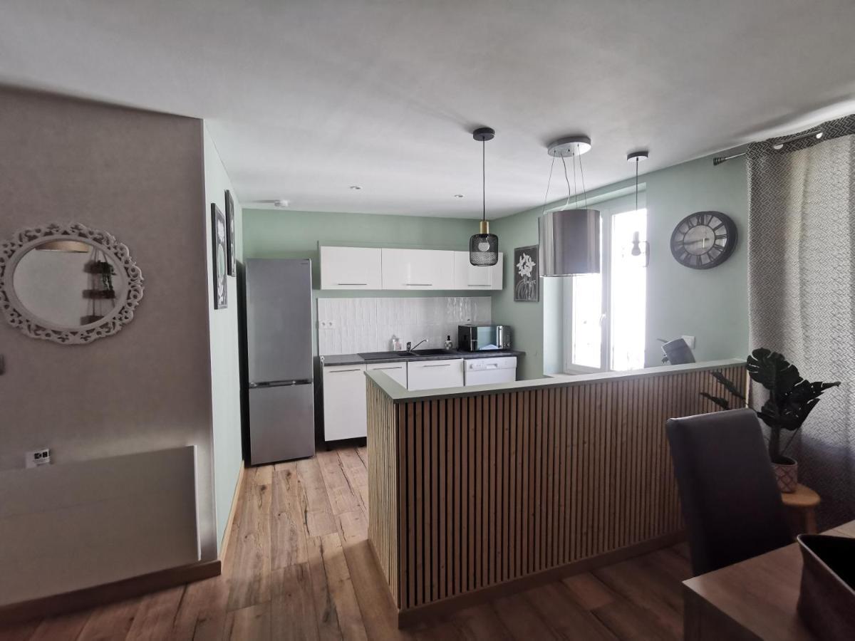 Maisondeville_Le_Cent_Un Angoulême Extérieur photo