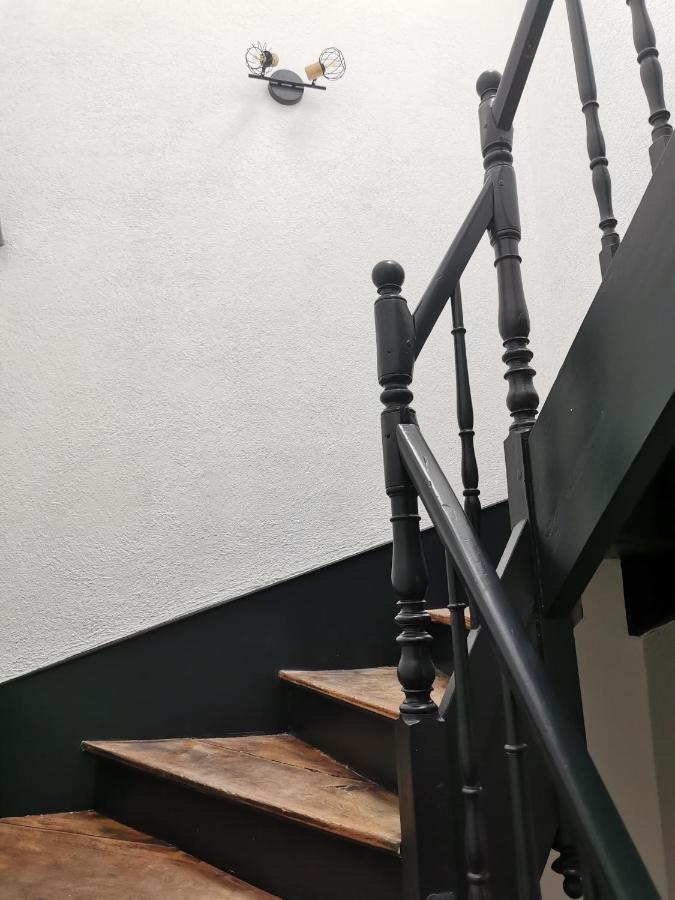 Maisondeville_Le_Cent_Un Angoulême Extérieur photo